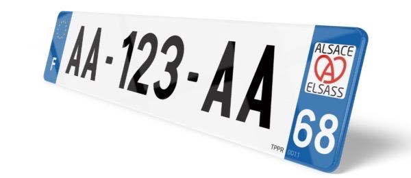 Fabrication de plaque d'immatriculation homologuée